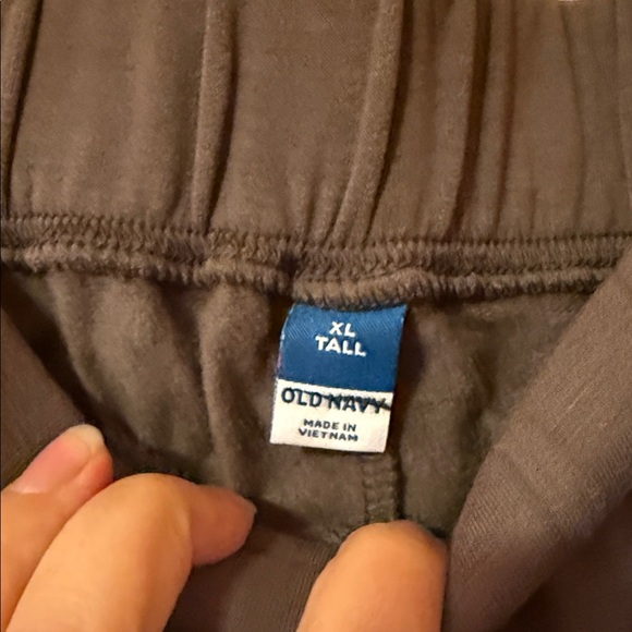 Old Navy Gray Straight Tall Leg Pants - Picture 3 of 4